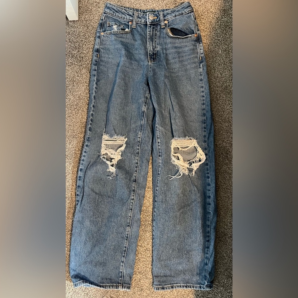 Women’s Wild Fable Distressed Jeans